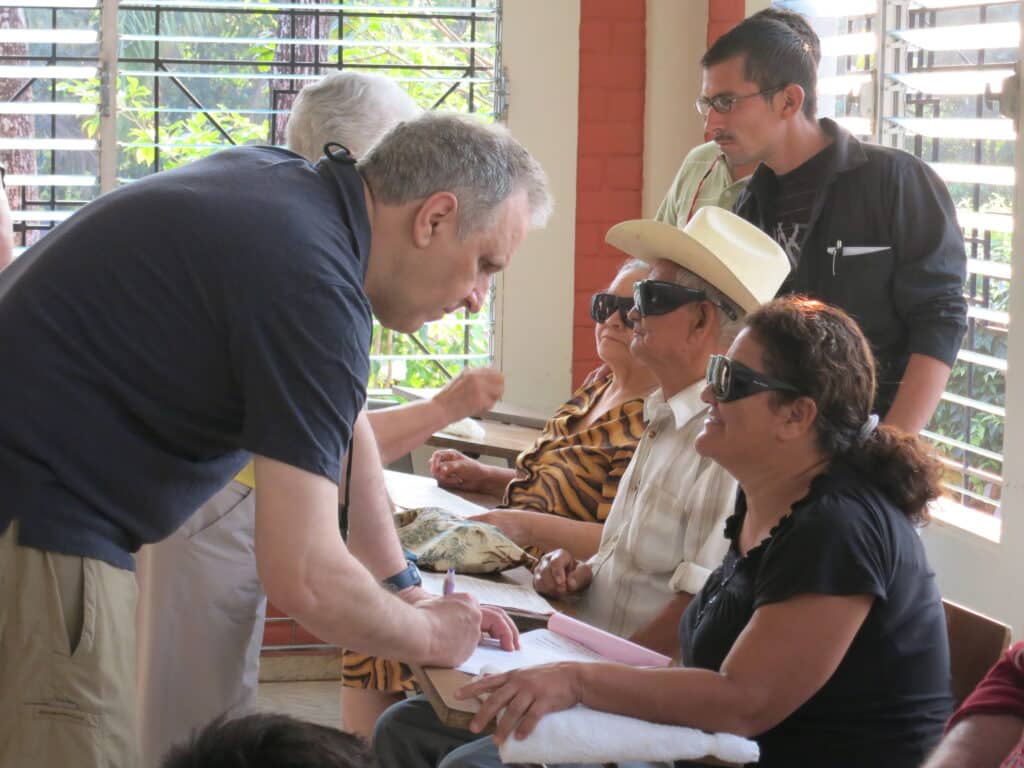 Stuart P. Sondheimer Misson to El Salvador | Skokie IL Stuart P. Sondheimer Misson to El Salvador | Skokie IL